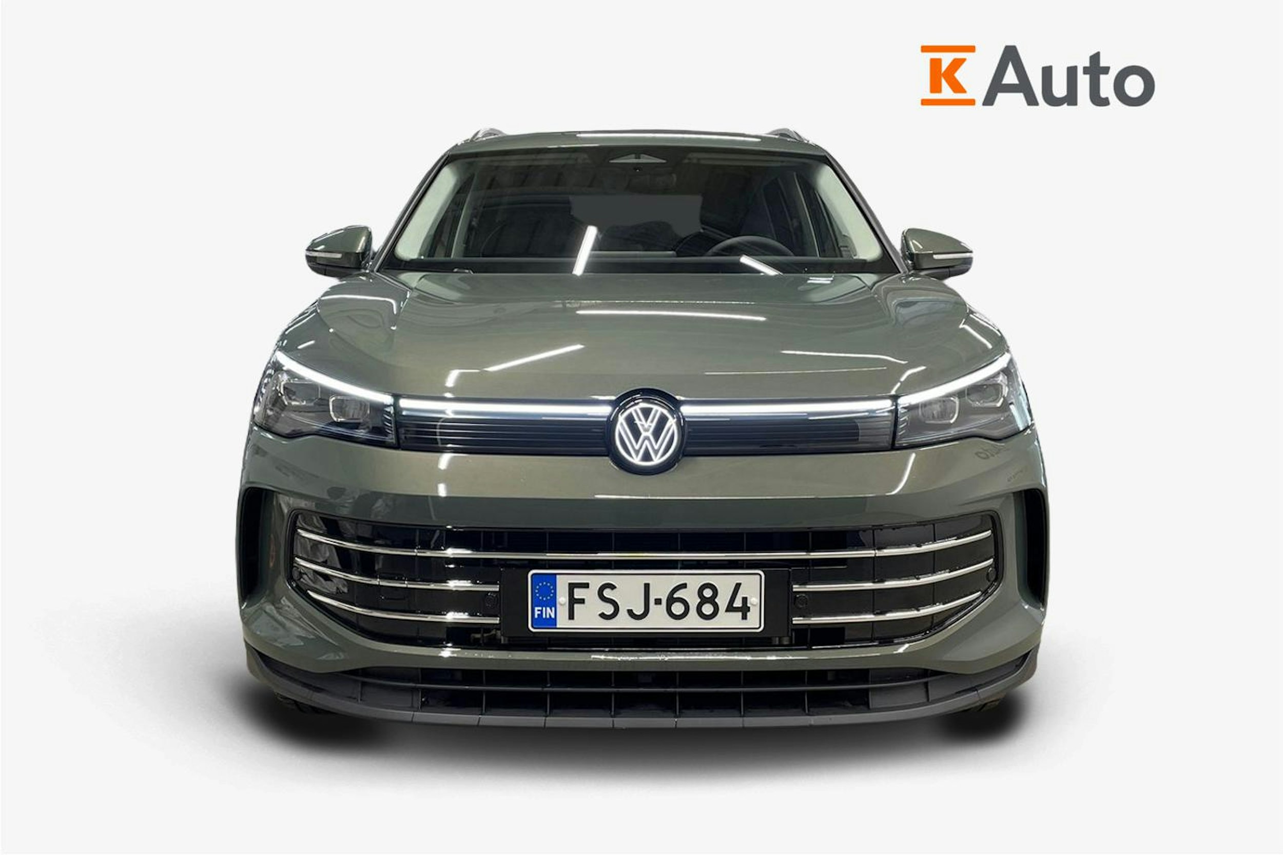 vihreä Volkswagen Tiguan 2025 kuva 5.
