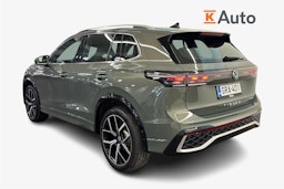 Vihreä Volkswagen Tiguan 2025 kuva 2.