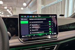 Vihreä Volkswagen Tiguan 2025 kuva 28.