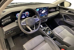 musta Volkswagen Tiguan 2025 kuva 6.