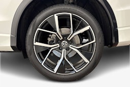 valkoinen Volkswagen Tiguan 2025 kuva 9.