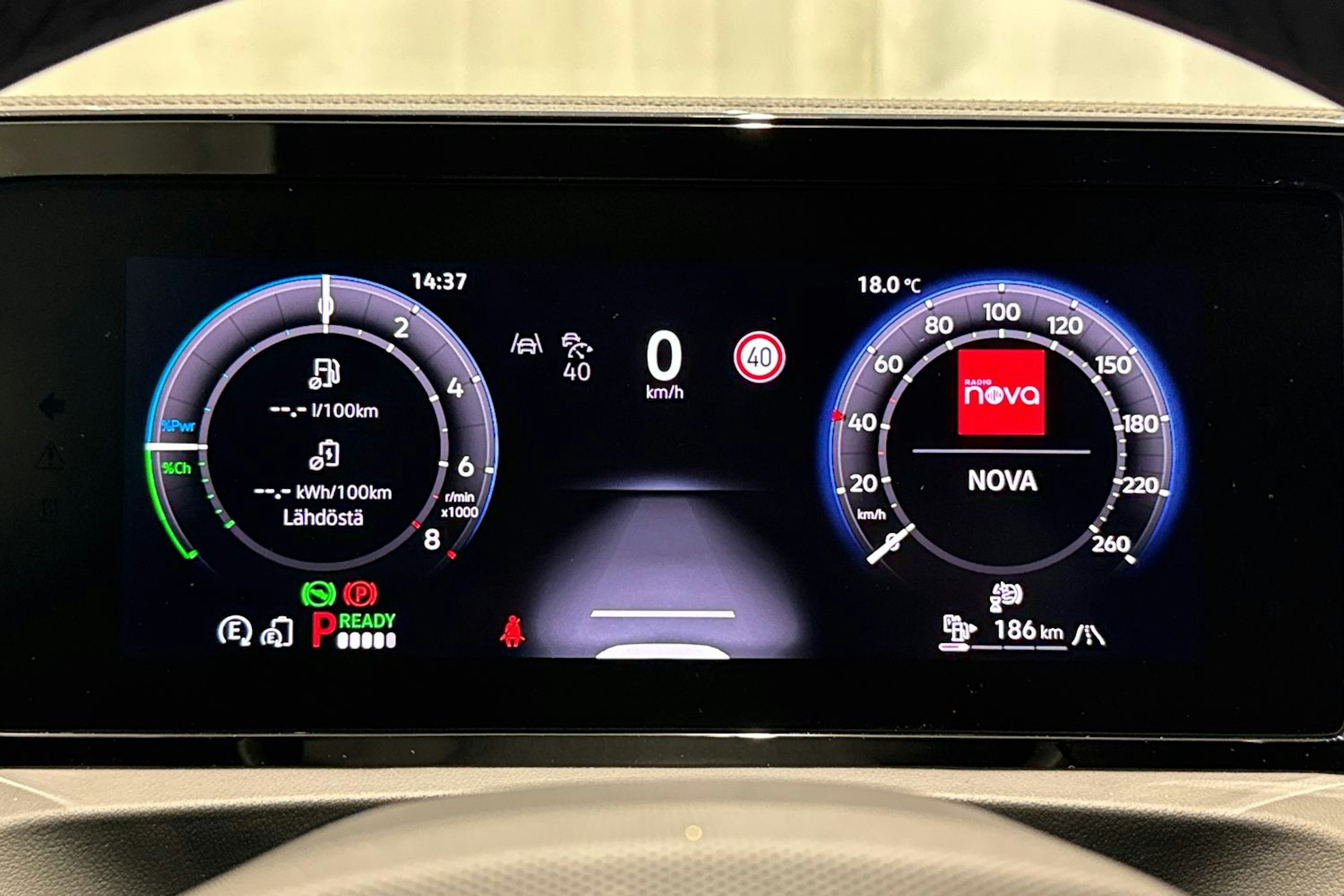 met. harmaa Volkswagen Tiguan 2025 kuva 16.