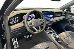 met. musta Volkswagen Tiguan 2025 kuva 6.