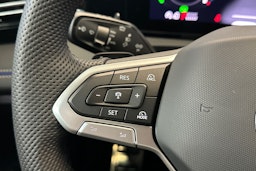 met. musta Volkswagen Tiguan 2025 kuva 20.