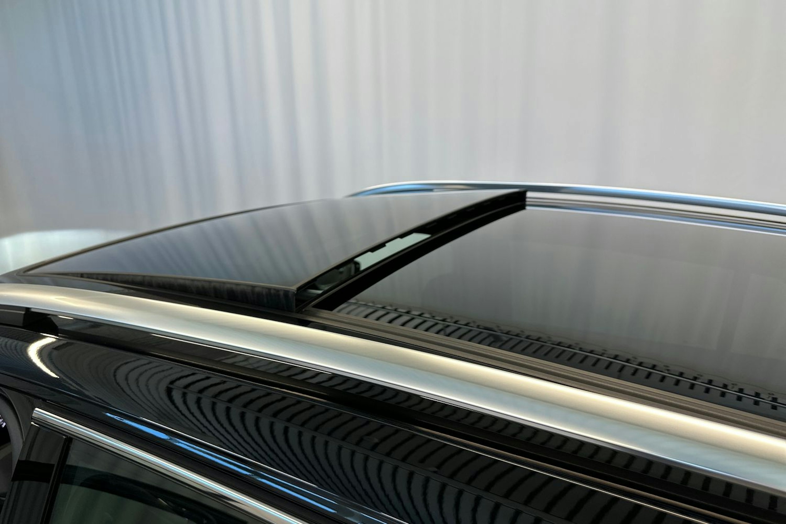 met. musta Volkswagen Tiguan 2025 kuva 33.