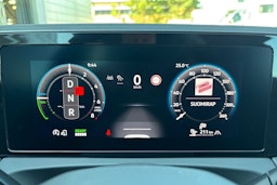 valkoinen Volkswagen Tiguan 2025 kuva 12.