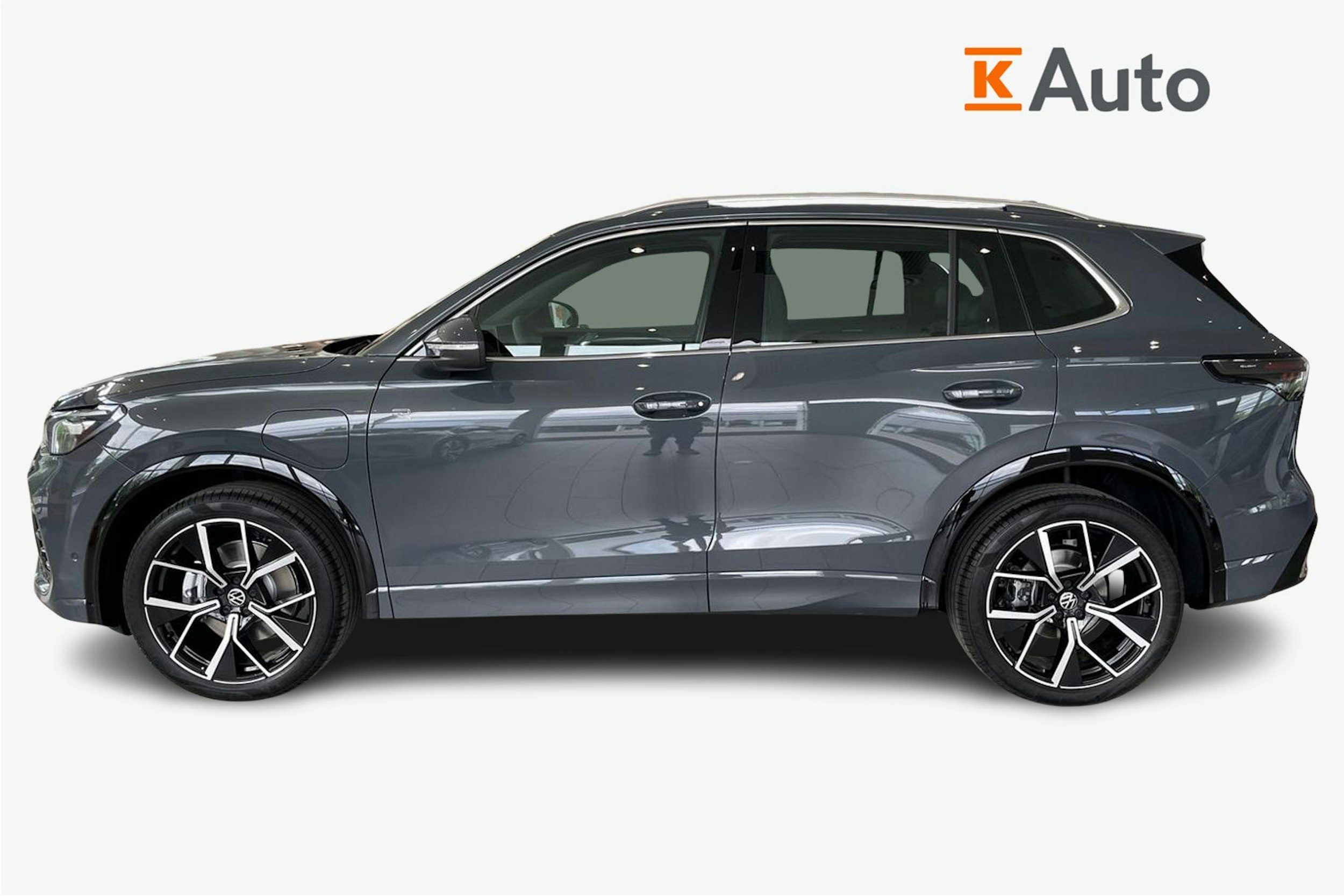 met. harmaa Volkswagen Tiguan 2025 kuva 5.
