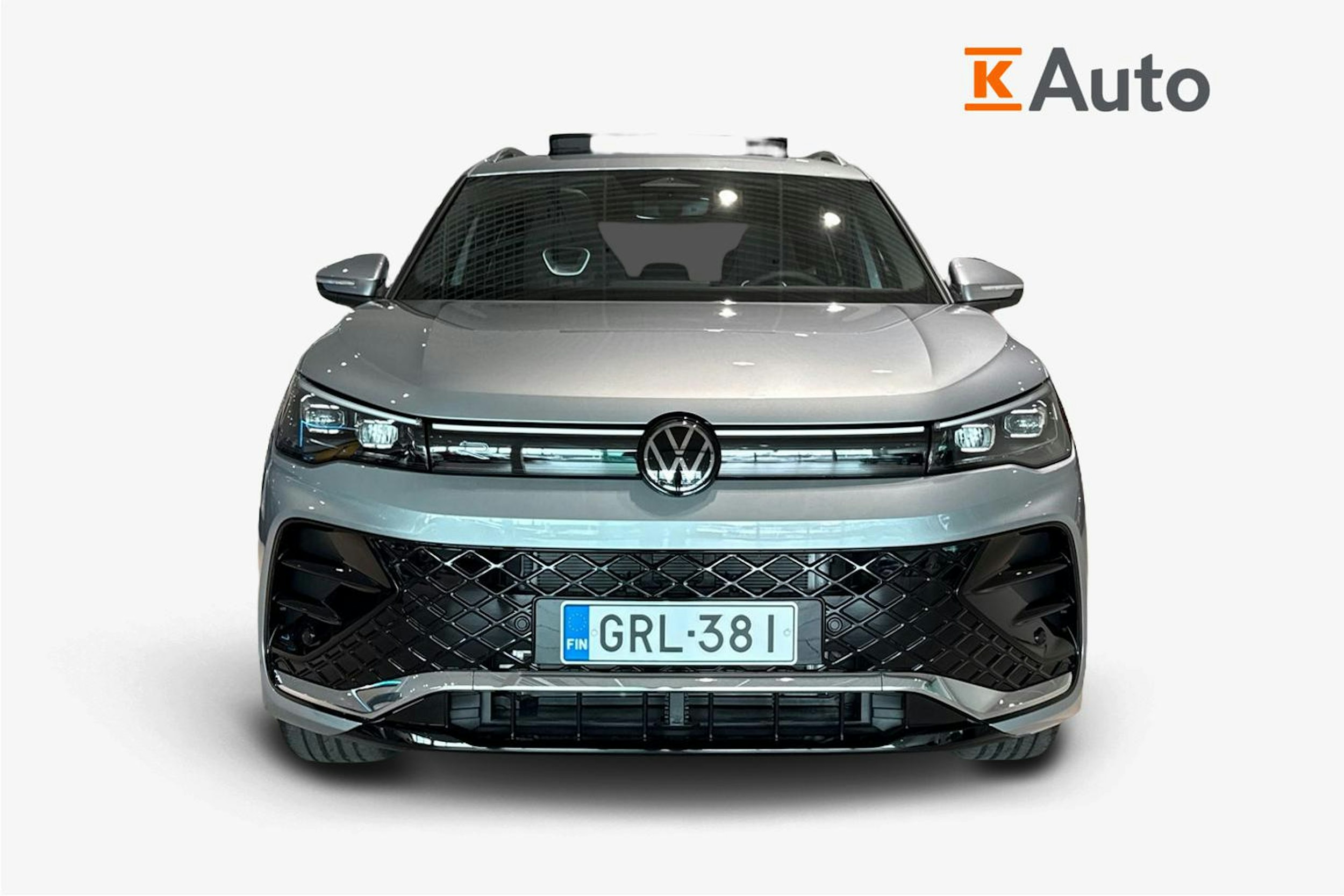 harmaa Volkswagen Tiguan 2025 kuva 4.