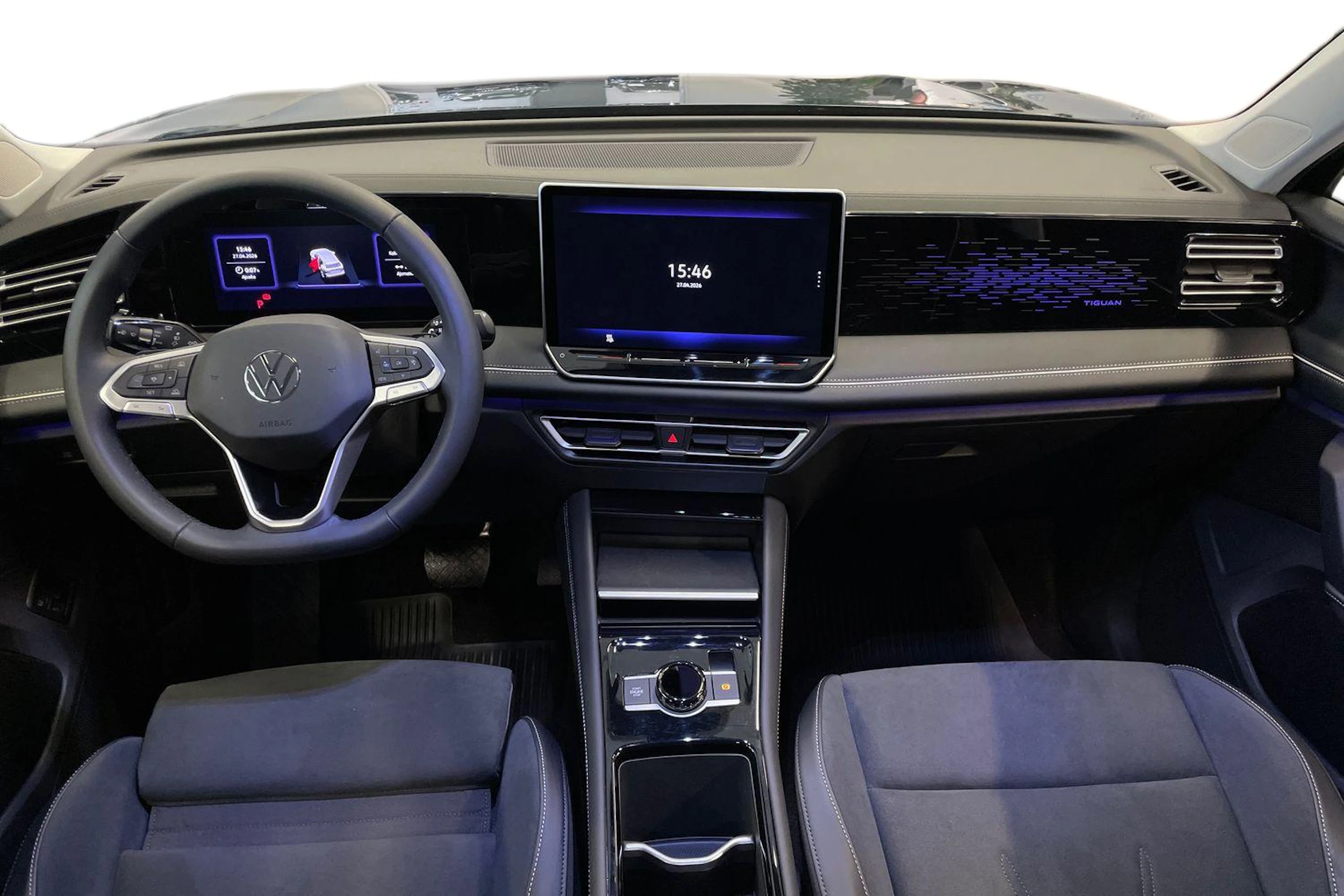 Sininen Volkswagen Tiguan 2025 kuva 9.