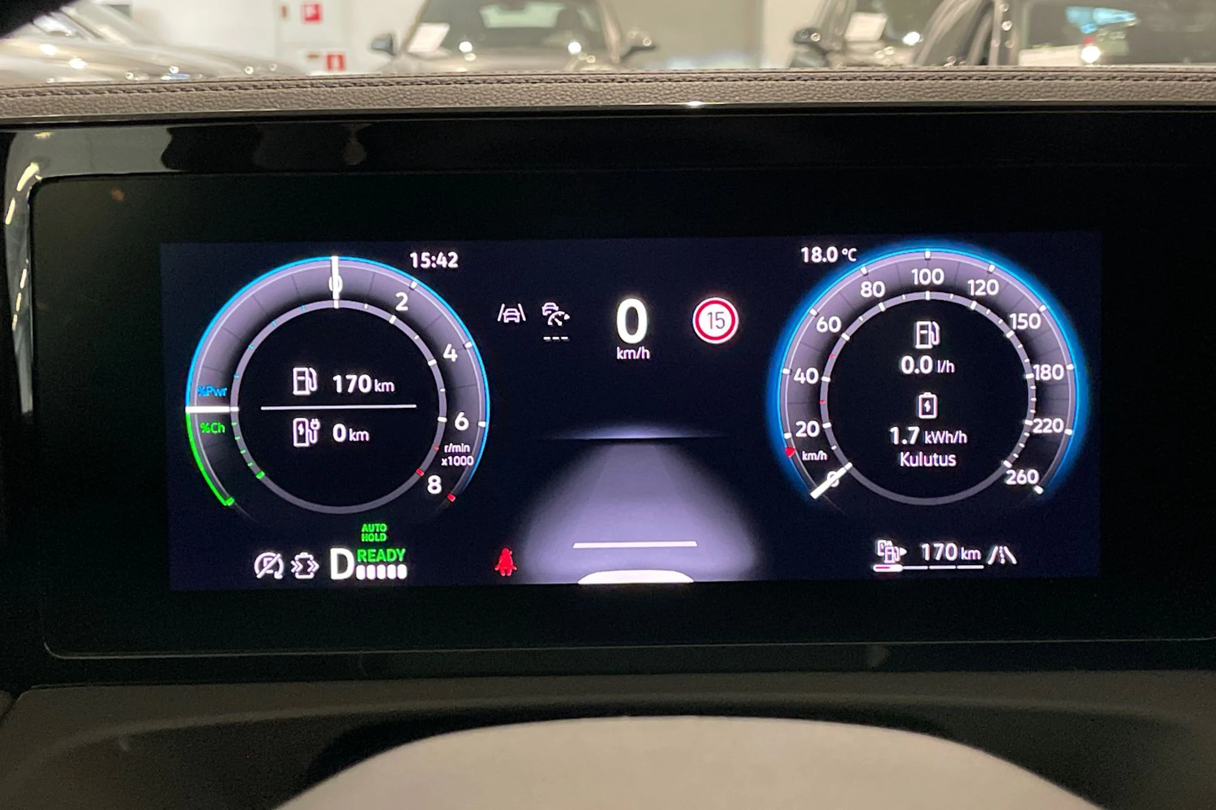 Sininen Volkswagen Tiguan 2025 kuva 16.