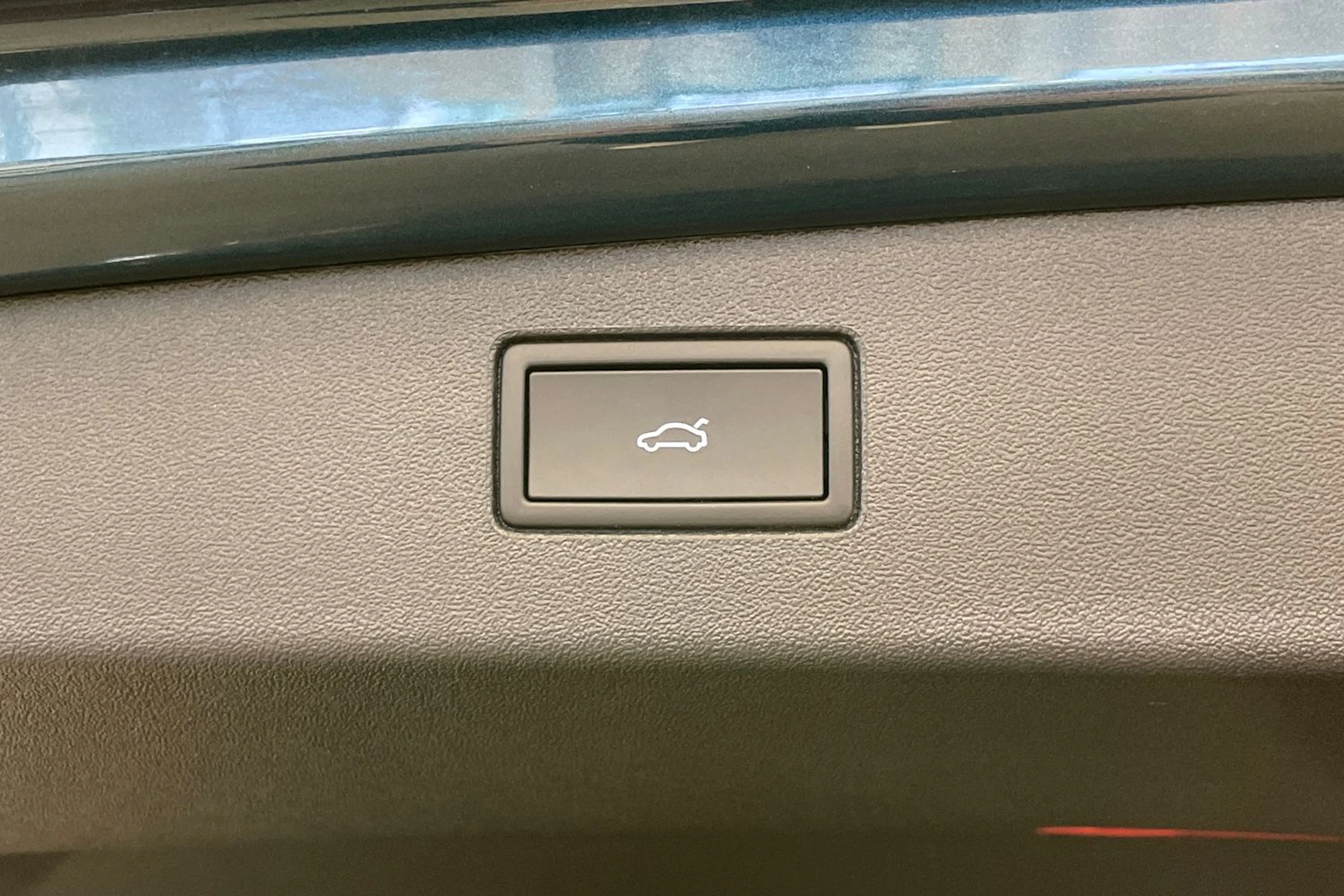 Sininen Volkswagen Tiguan 2025 kuva 28.