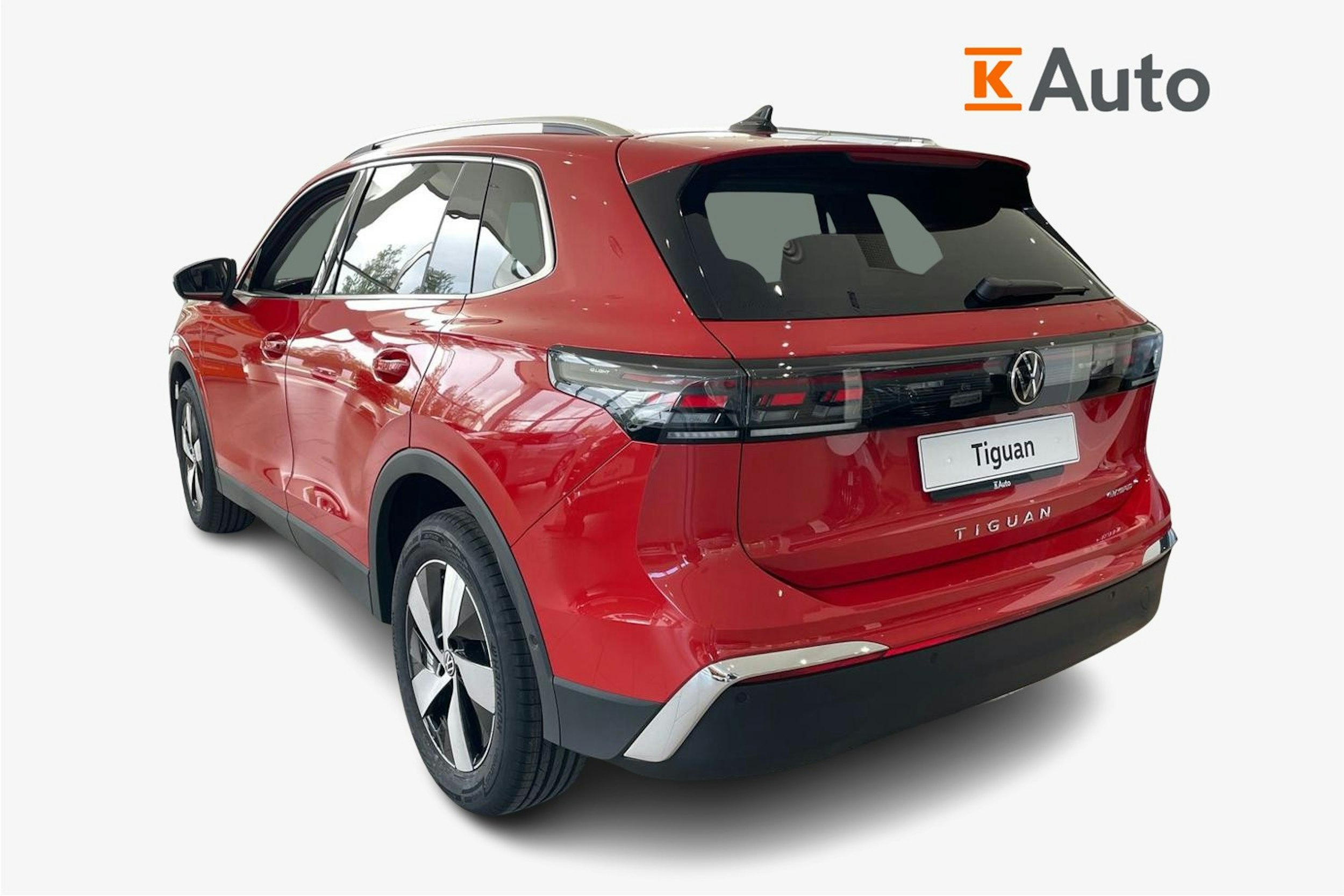 oranssi Volkswagen Tiguan 2025 kuva 2.