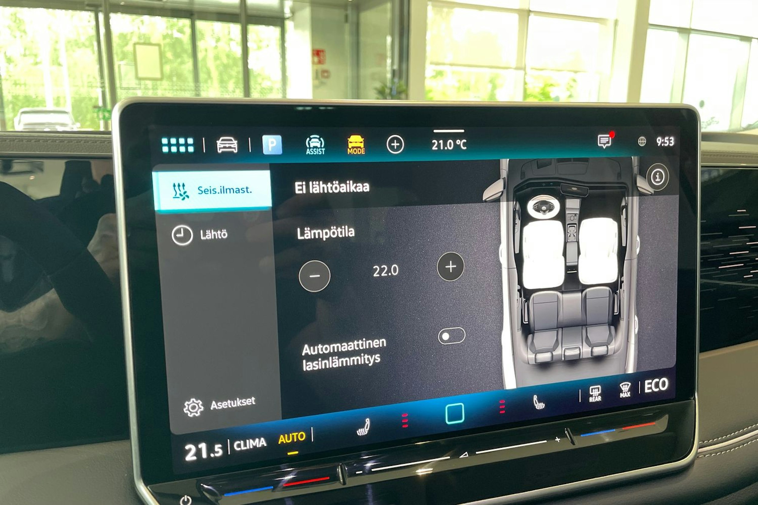 oranssi Volkswagen Tiguan 2025 kuva 16.