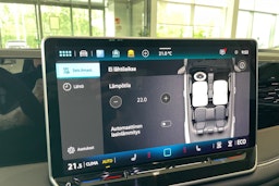 oranssi Volkswagen Tiguan 2025 kuva 16.
