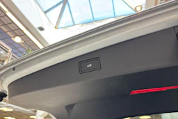 harmaa Volkswagen Tiguan 2025 kuva 12.