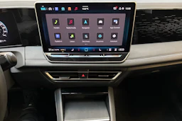 harmaa Volkswagen Tiguan 2025 kuva 17.