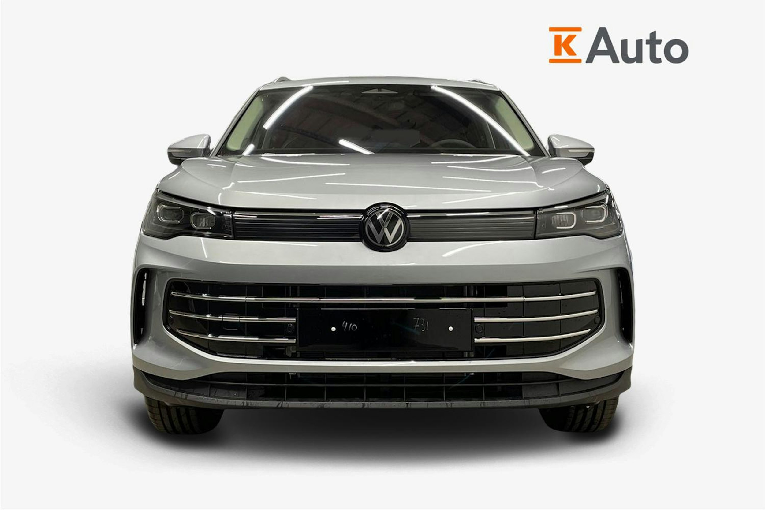 harmaa Volkswagen Tiguan 2025 kuva 4.