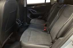 harmaa Volkswagen Tiguan 2025 kuva 8.