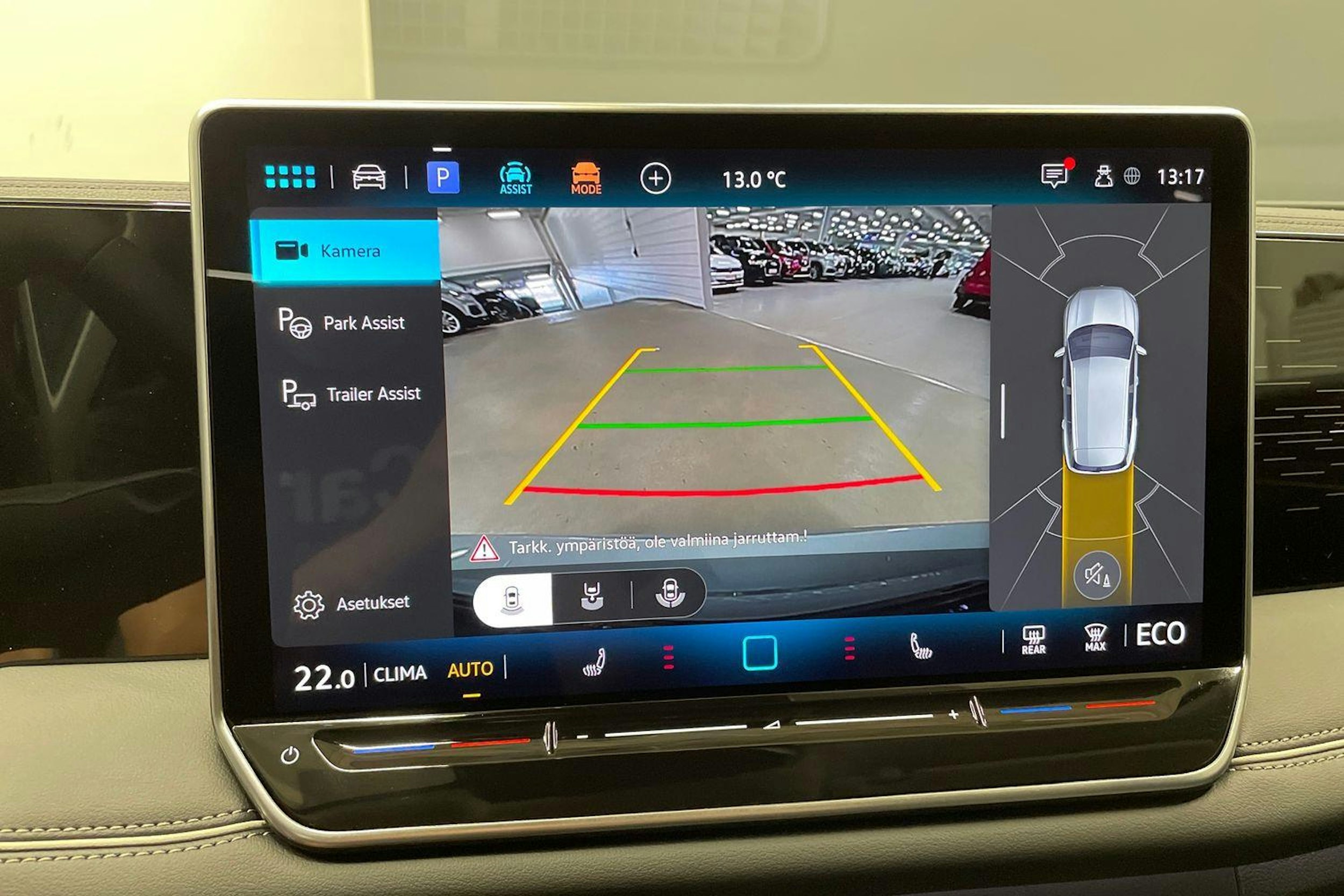 harmaa Volkswagen Tiguan 2025 kuva 13.