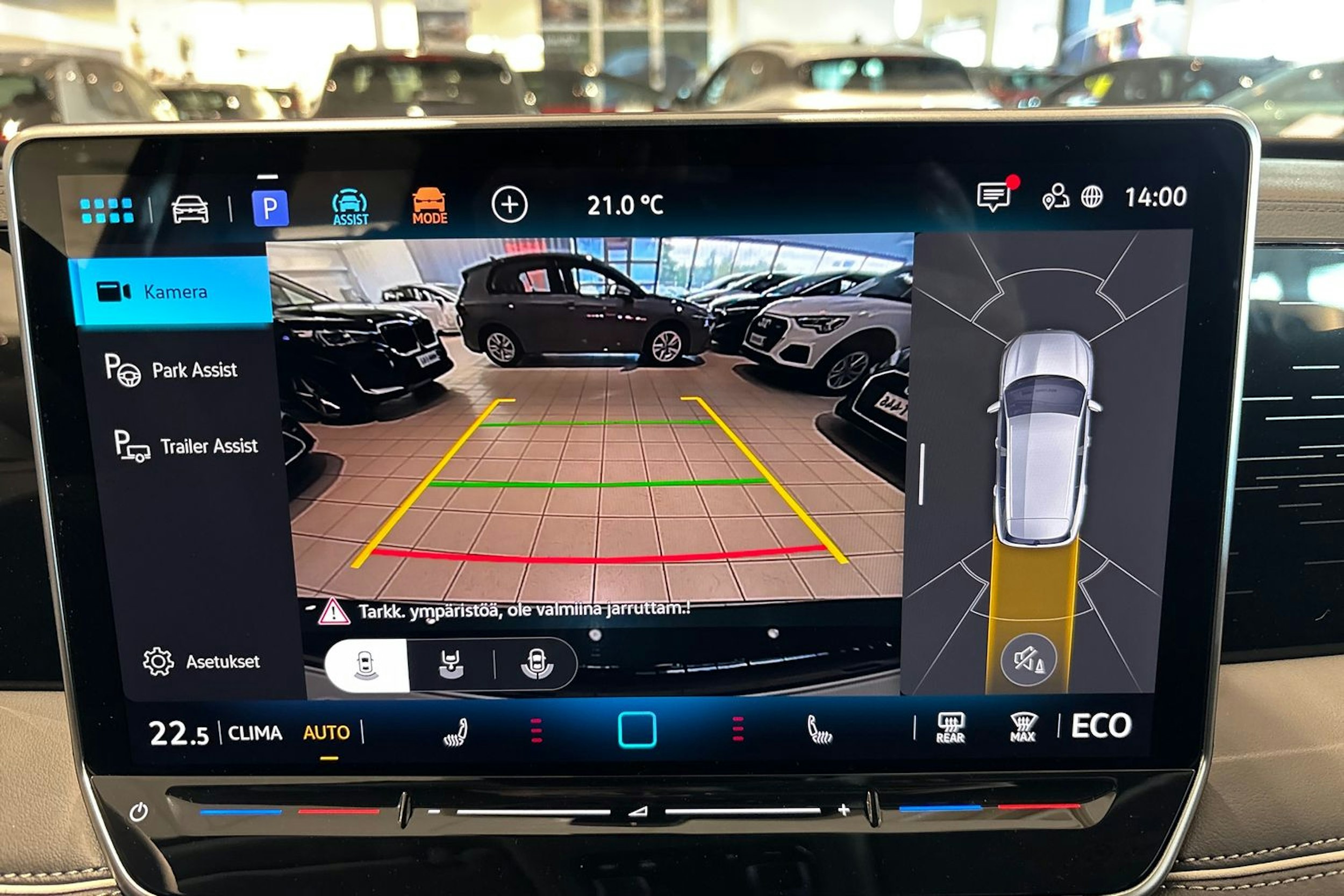 sininen Volkswagen Tiguan 2025 kuva 16.