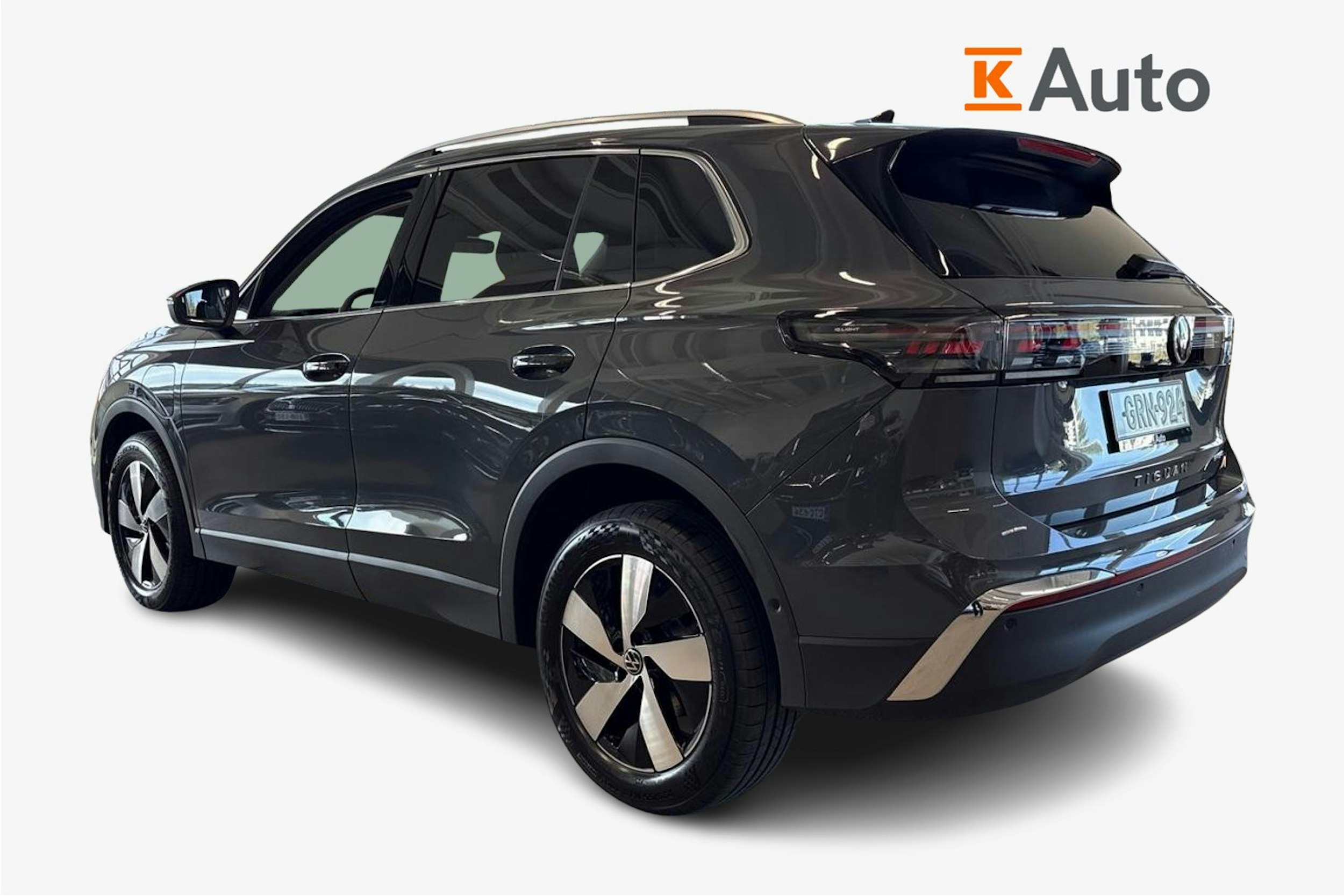 harmaa Volkswagen Tiguan 2025 kuva 2.