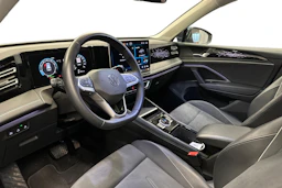 sininen Volkswagen Tiguan 2025 kuva 3.