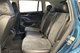 sininen Volkswagen Tiguan 2025 kuva 8.