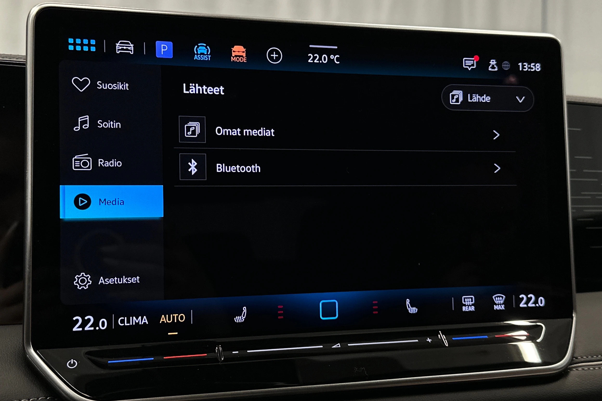 sininen Volkswagen Tiguan 2025 kuva 22.