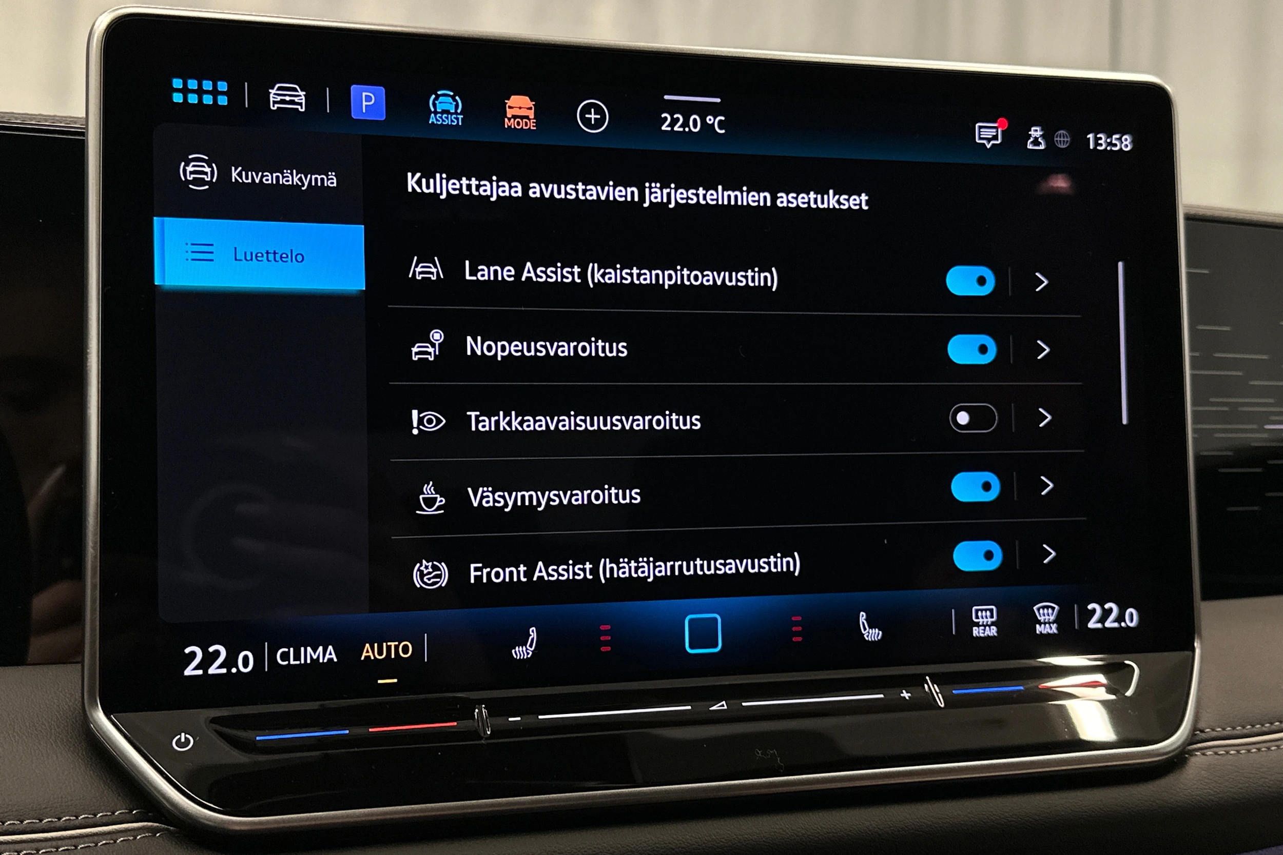 sininen Volkswagen Tiguan 2025 kuva 25.