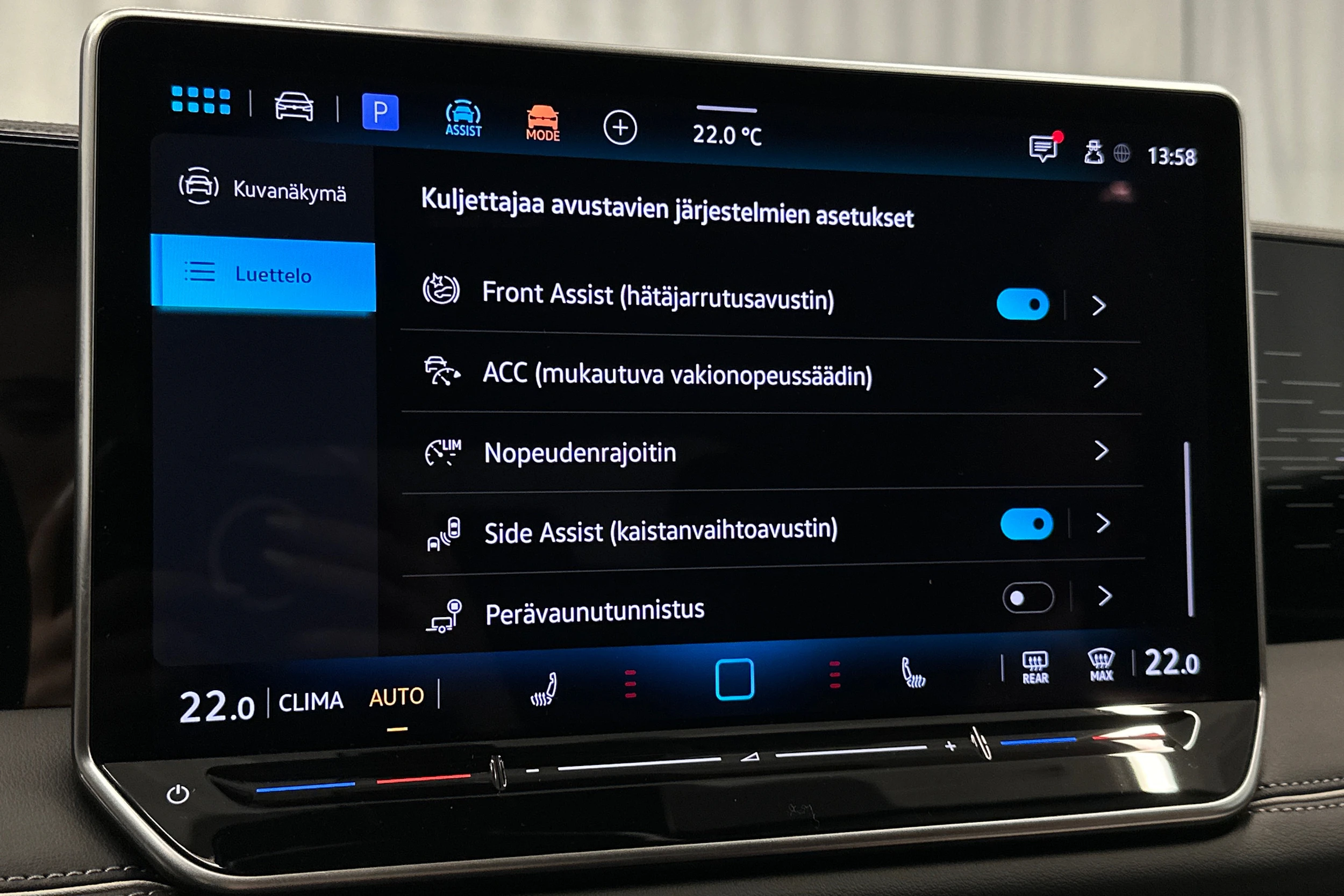 sininen Volkswagen Tiguan 2025 kuva 26.