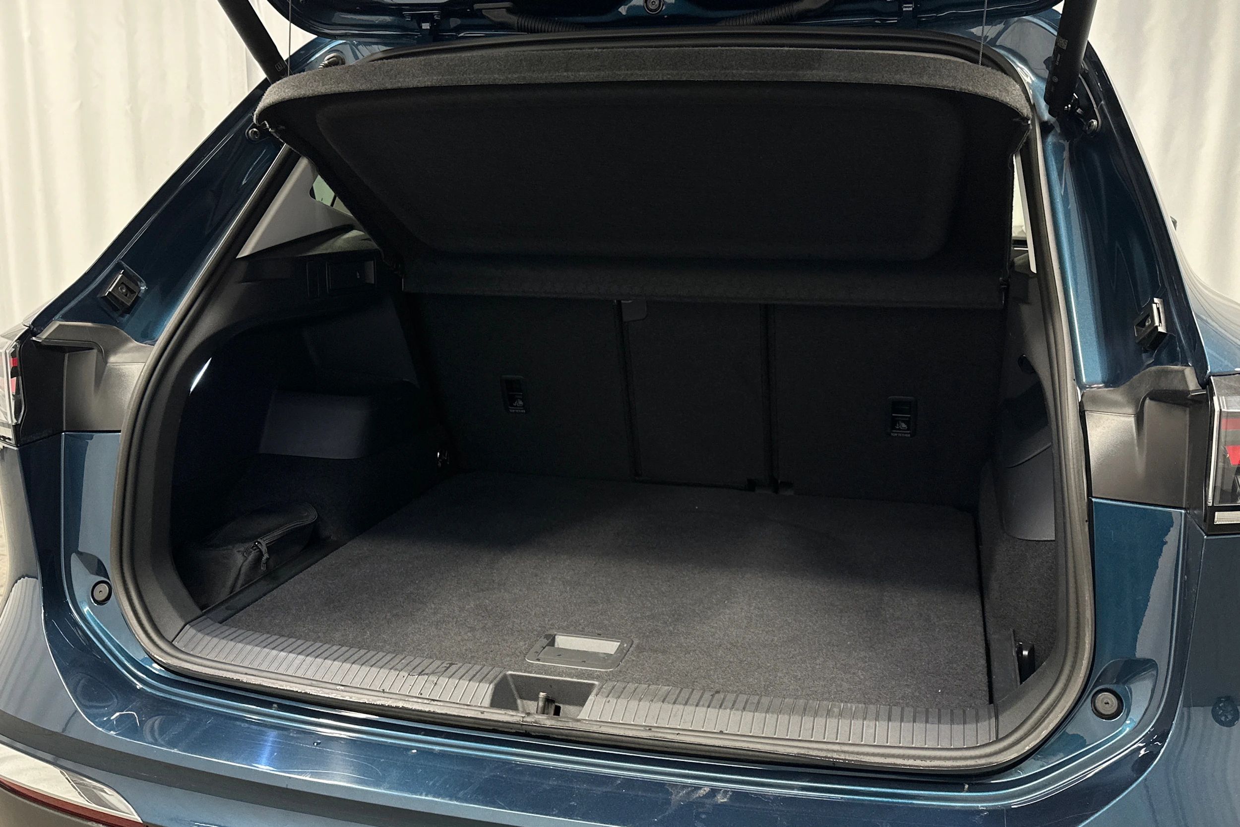 sininen Volkswagen Tiguan 2025 kuva 34.
