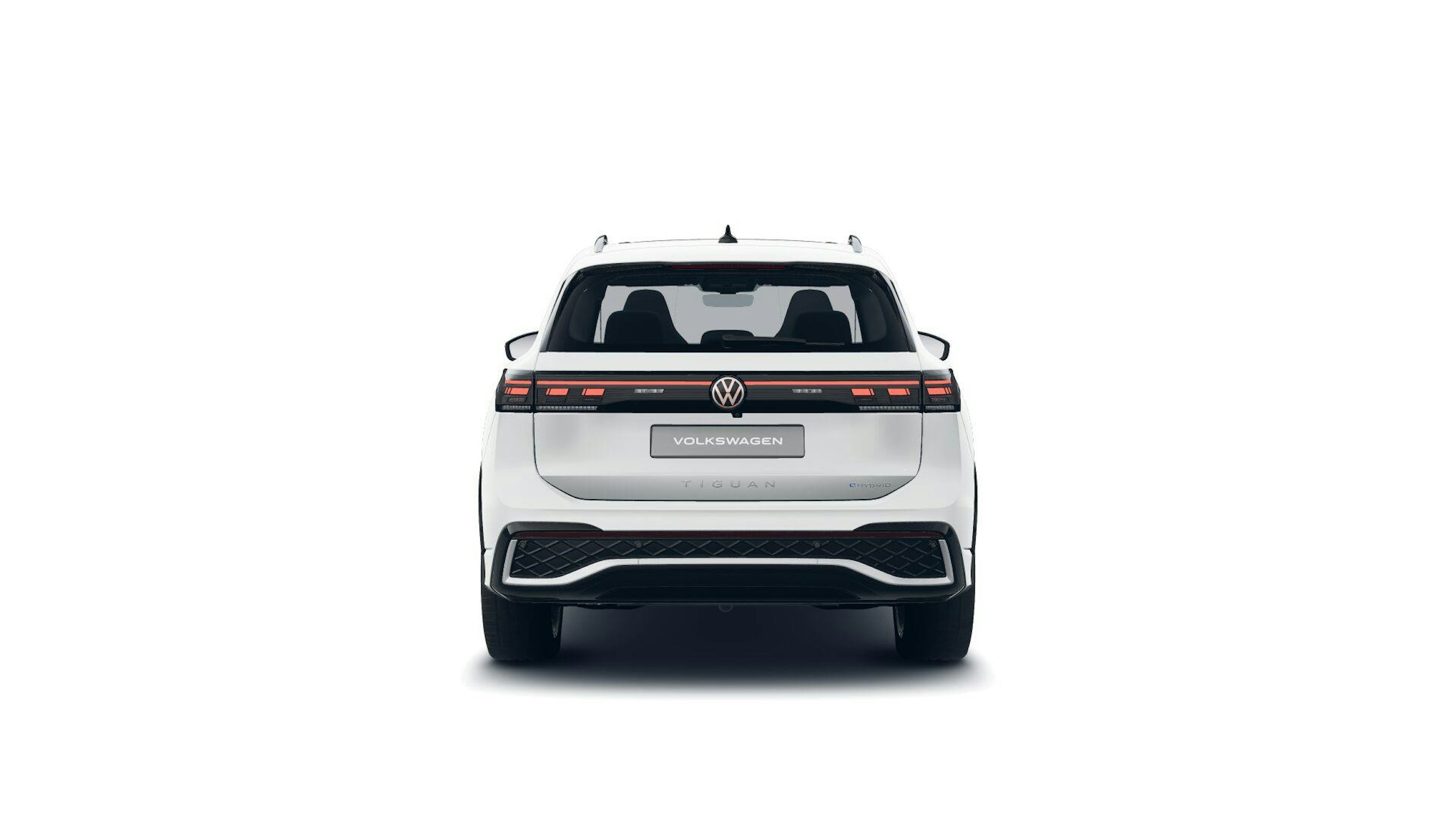 valkoinen Volkswagen Tiguan 2025 kuva 4.