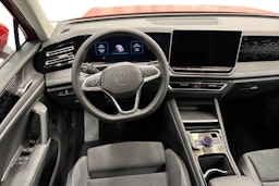 met. oranssi Volkswagen Tiguan 2025 kuva 7.