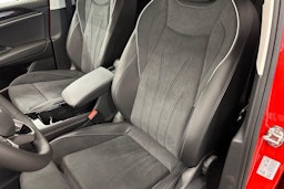 met. oranssi Volkswagen Tiguan 2025 kuva 8.