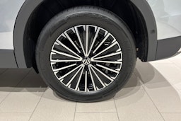 harmaa Volkswagen Tiguan 2025 kuva 10.