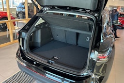 musta Volkswagen Tiguan 2026 kuva 12.