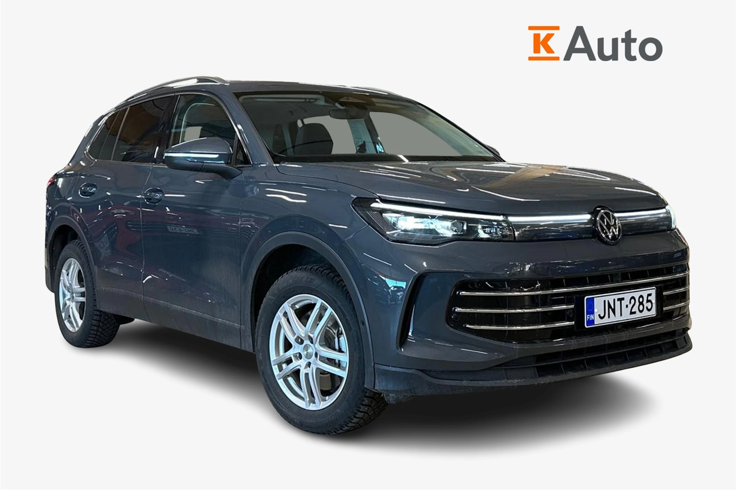 harmaa Volkswagen Tiguan 2025 kuva 1.
