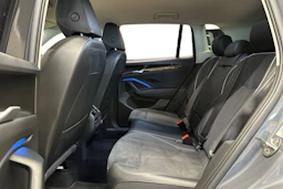 harmaa Volkswagen Tiguan 2025 kuva 11.