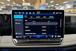 harmaa Volkswagen Tiguan 2025 kuva 21.
