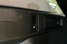 harmaa Volkswagen Tiguan 2025 kuva 30.