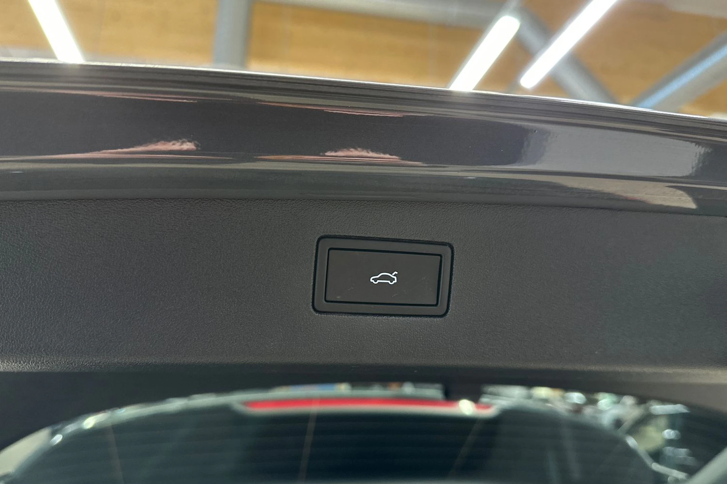harmaa Volkswagen Tiguan 2025 kuva 32.