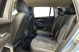 harmaa Volkswagen Tiguan 2025 kuva 11.