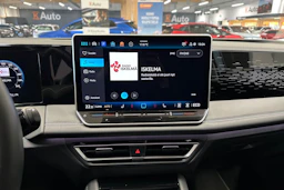 harmaa Volkswagen Tiguan 2025 kuva 24.