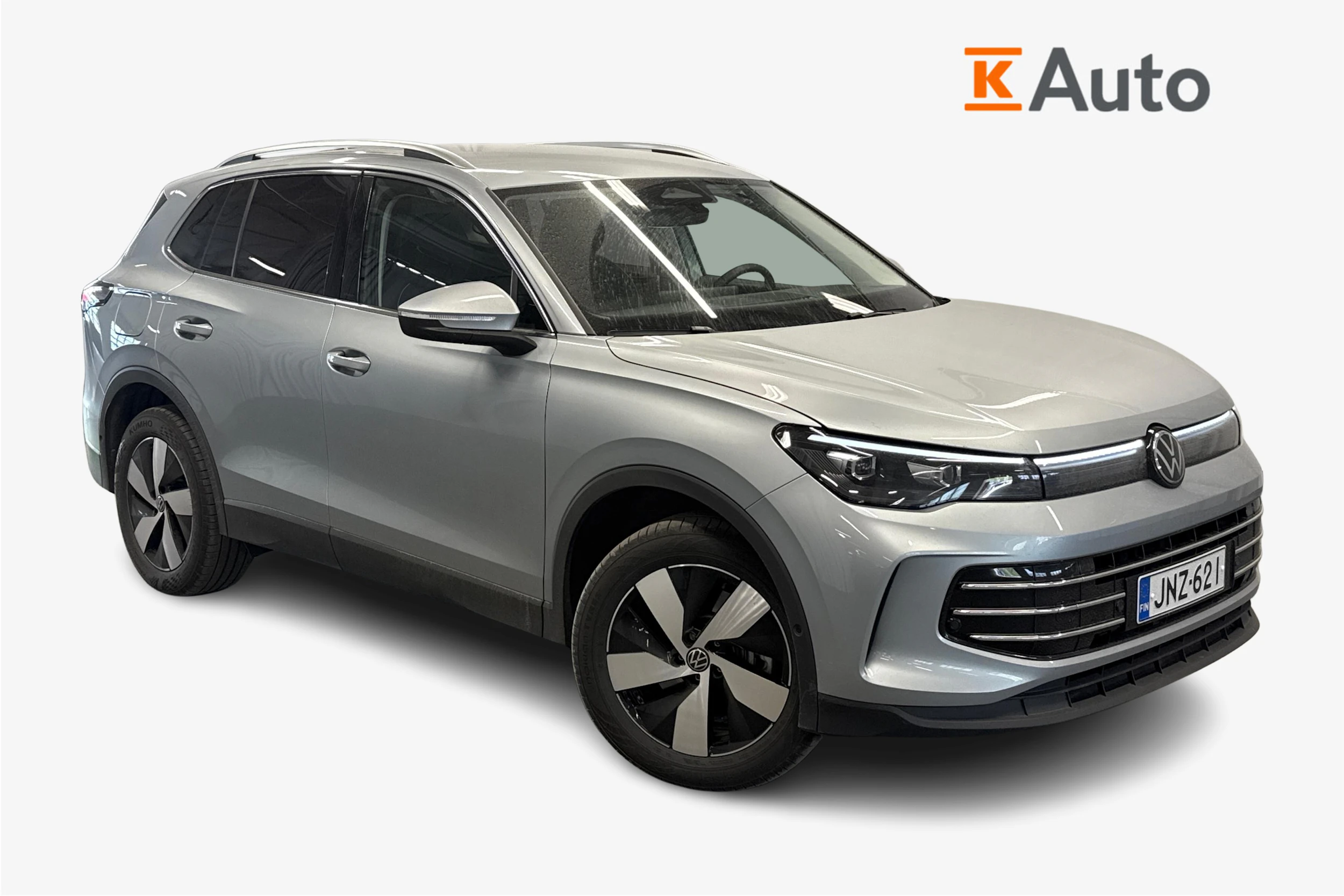 harmaa Volkswagen Tiguan 2025 kuva 1.