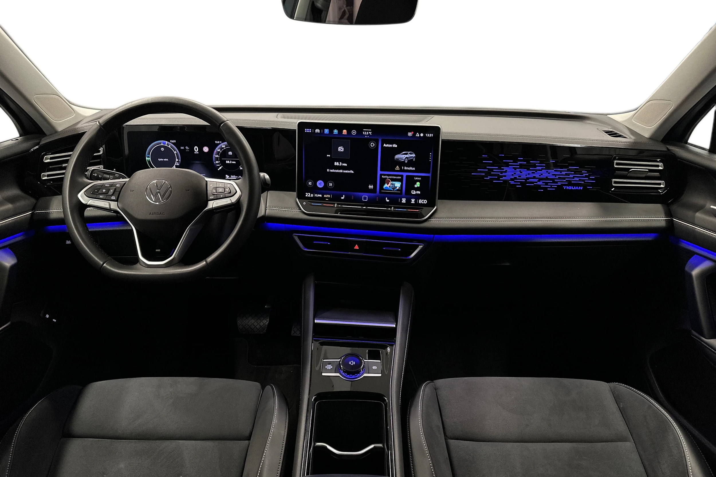 harmaa Volkswagen Tiguan 2025 kuva 9.