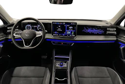 harmaa Volkswagen Tiguan 2025 kuva 9.