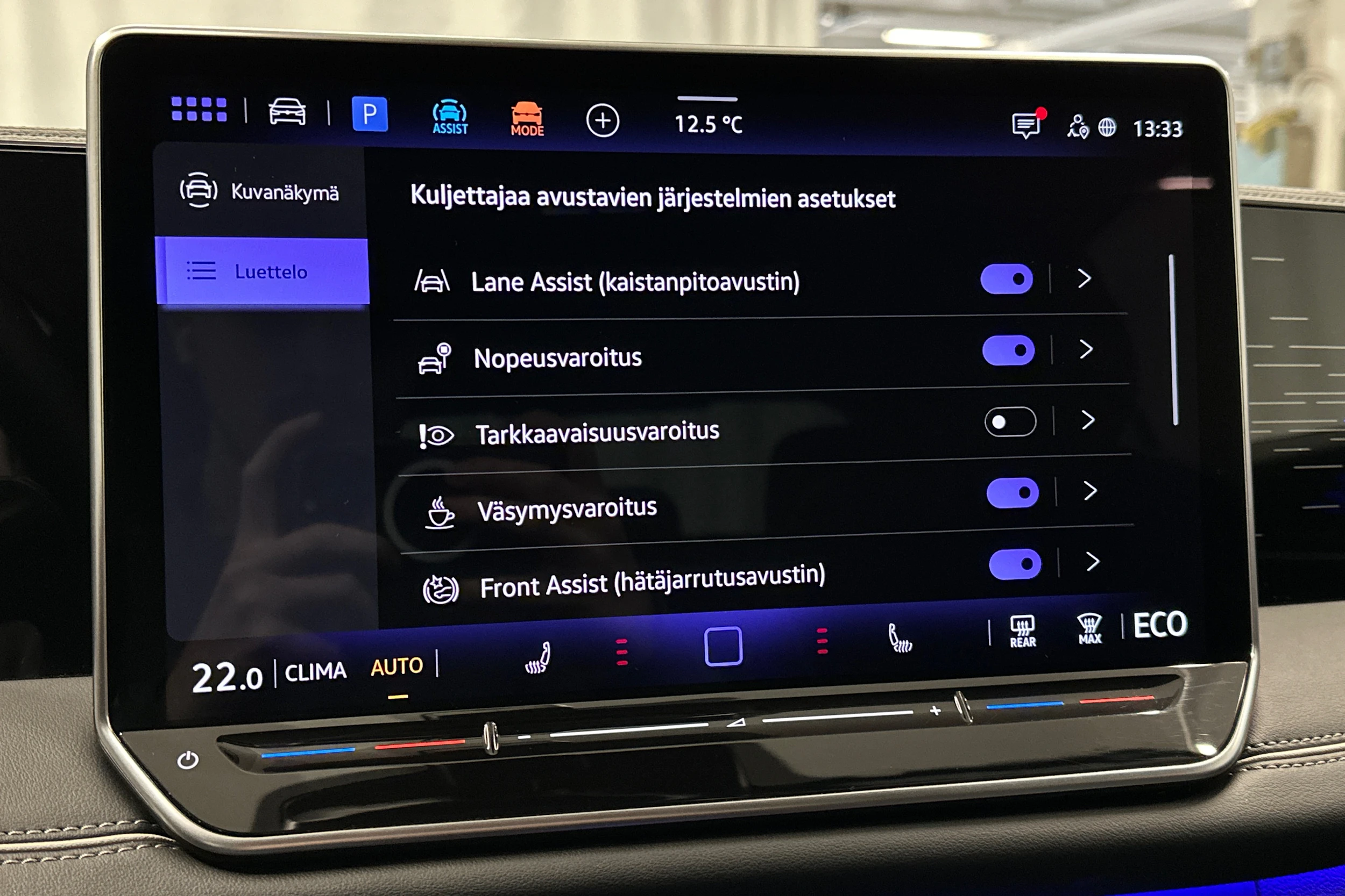 harmaa Volkswagen Tiguan 2025 kuva 27.