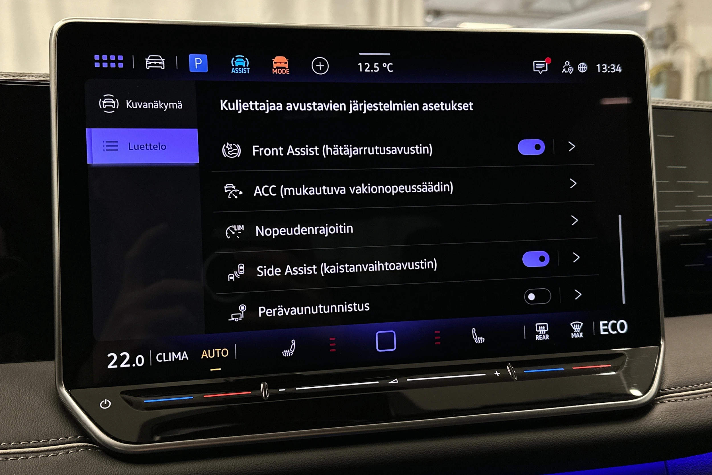 harmaa Volkswagen Tiguan 2025 kuva 28.