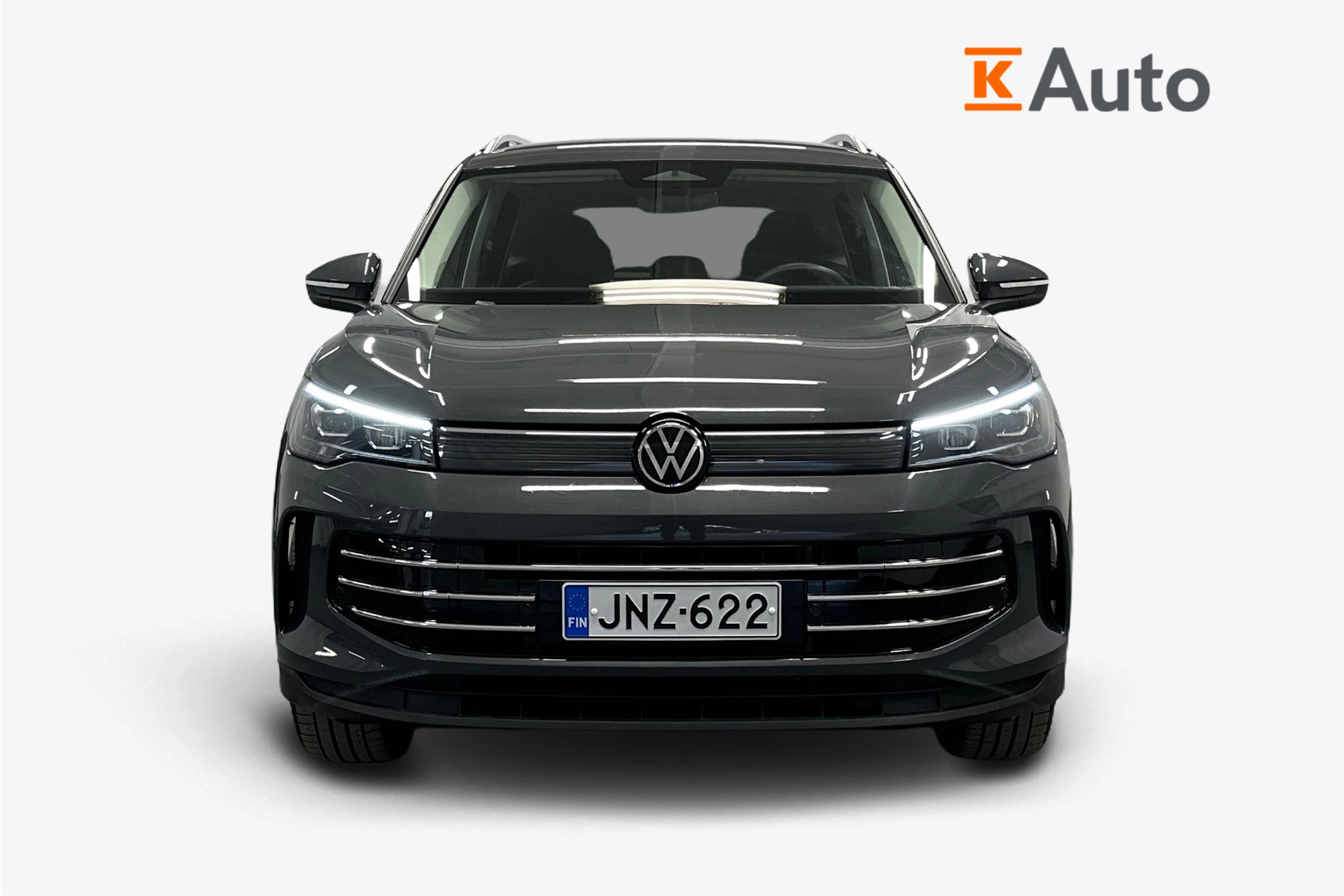 harmaa Volkswagen Tiguan 2025 kuva 5.