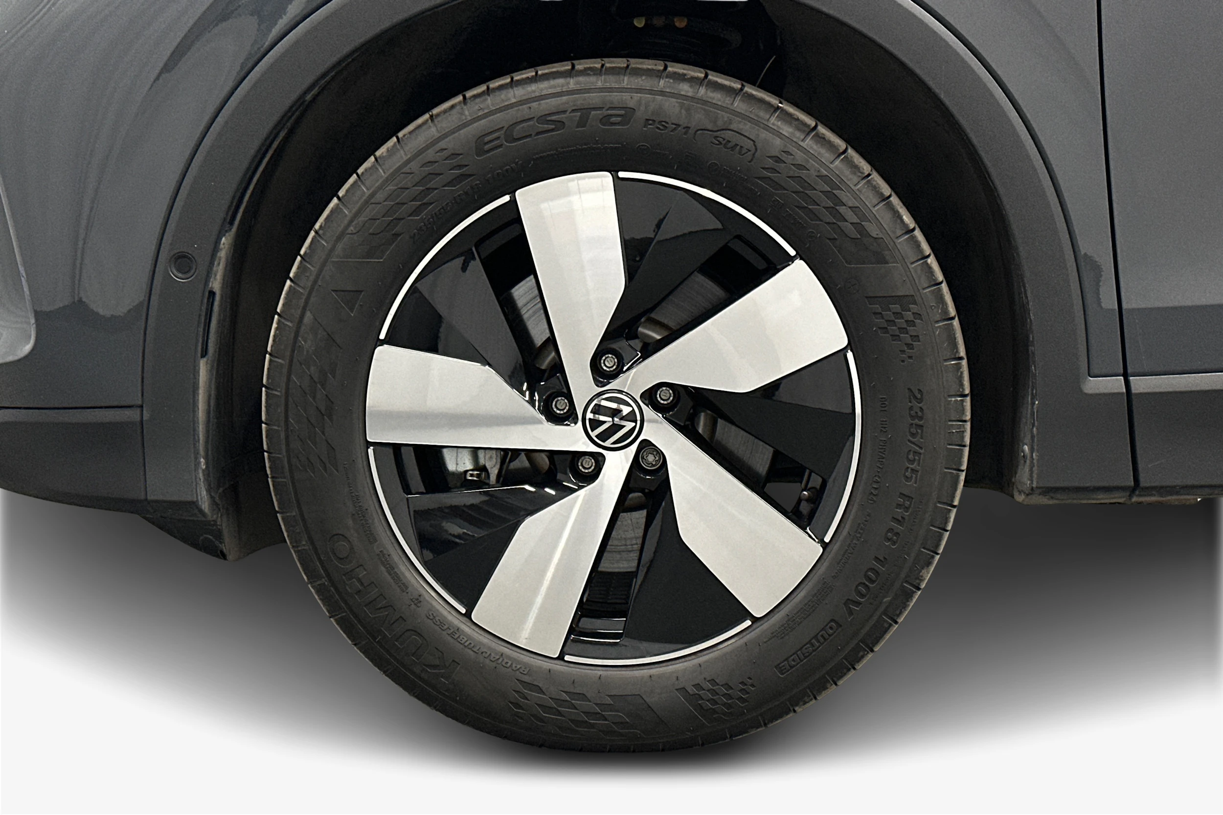 harmaa Volkswagen Tiguan 2025 kuva 12.